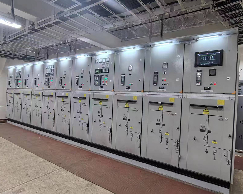 Medium voltage distribution panel